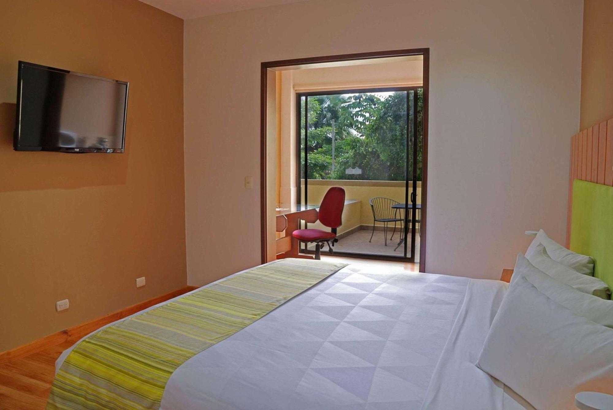 Country & By Radisson, Aeropuerto, Costa Rica San Jose (San Jose)