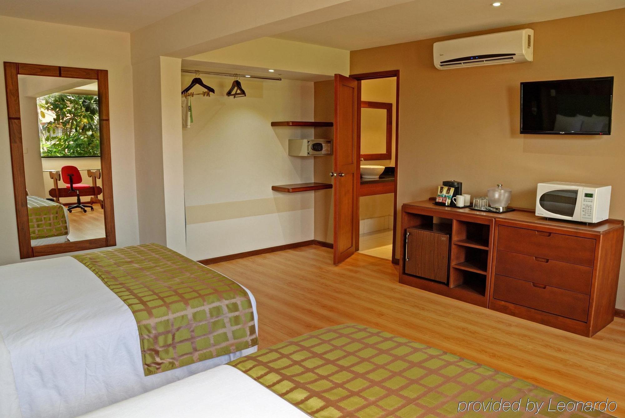 Country & By Radisson, Aeropuerto, Costa Rica