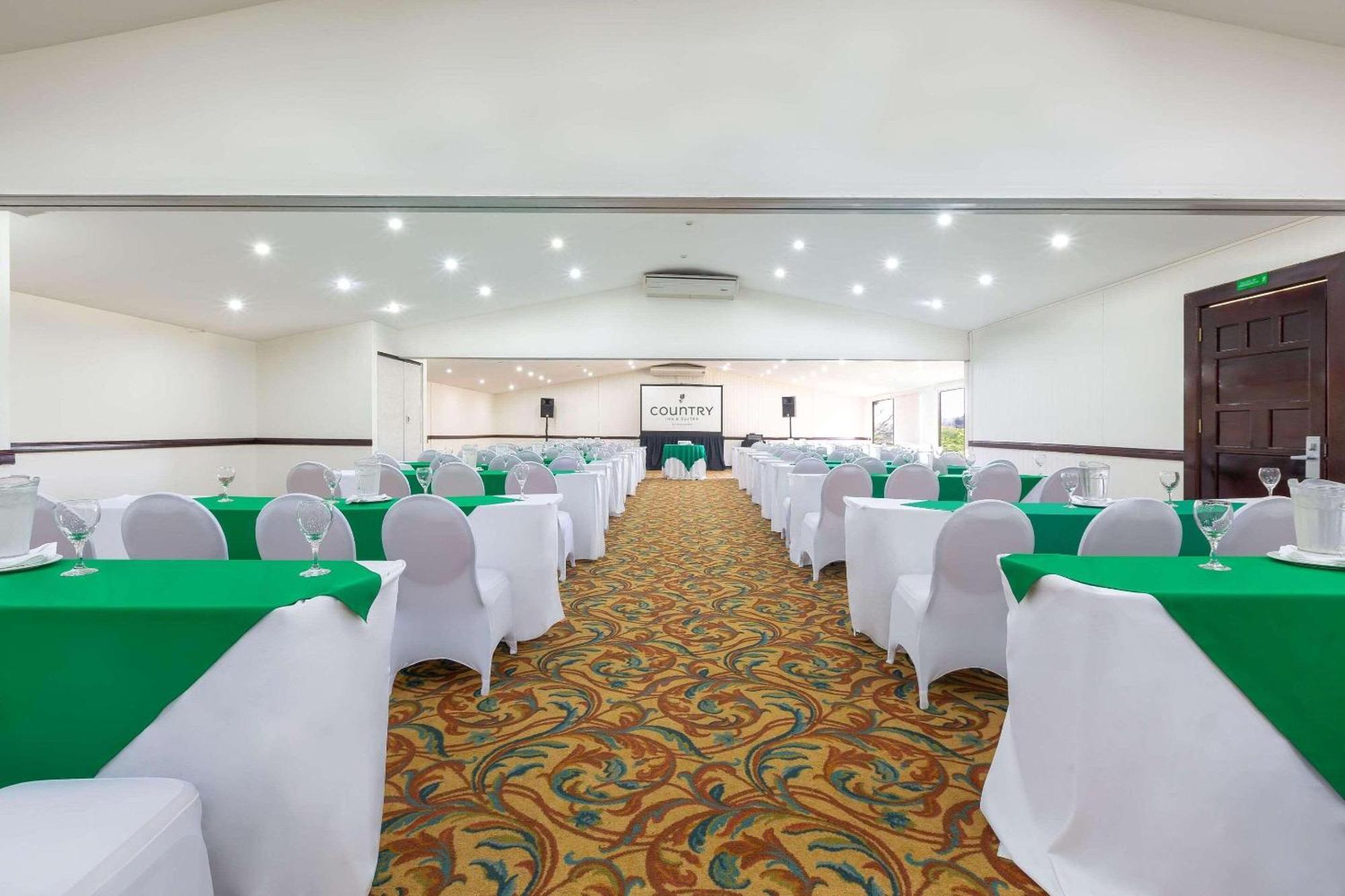 Hotel Country & By Radisson, Aeropuerto, Costa Rica San José