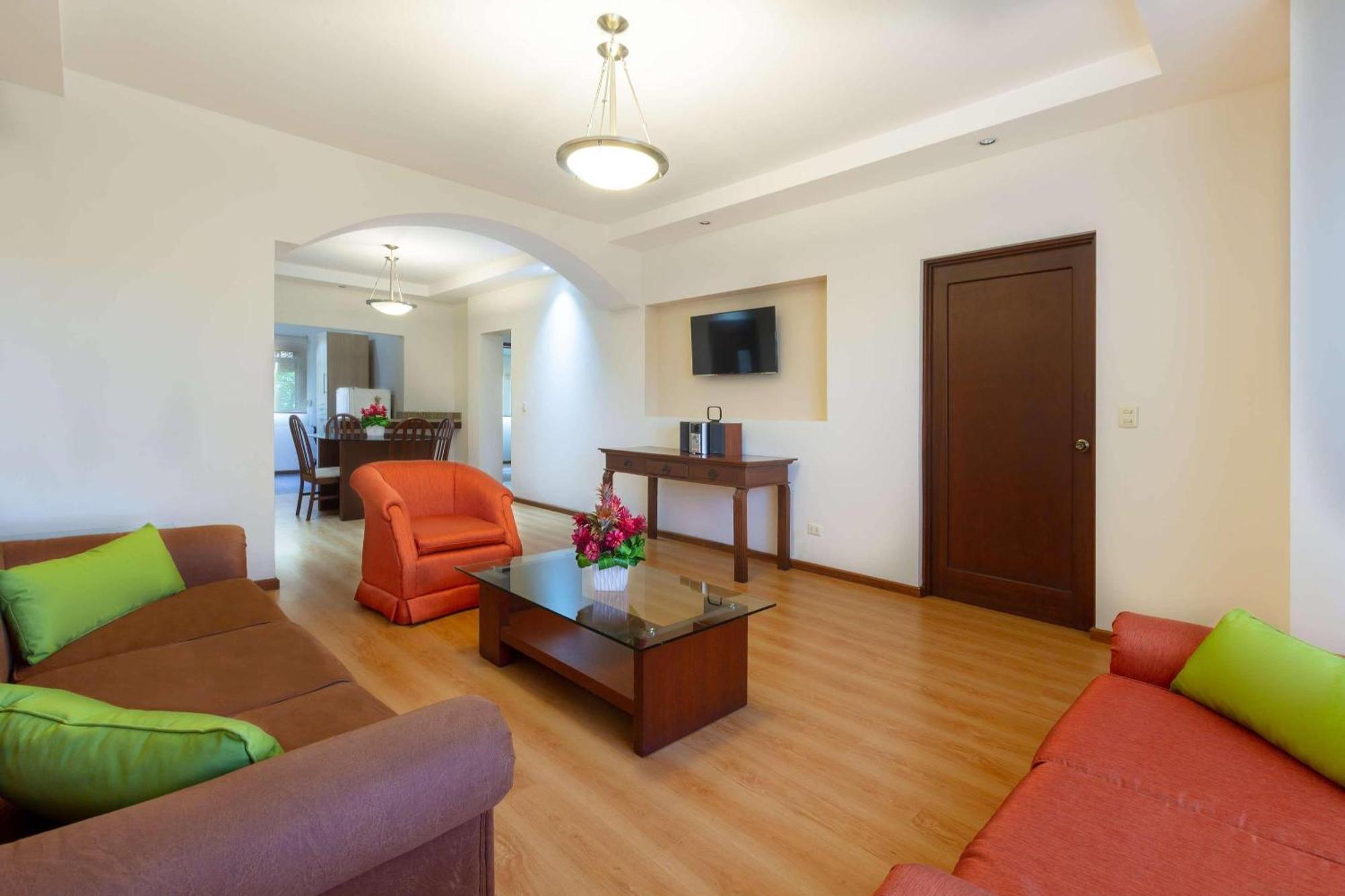 Hotel Country & By Radisson, Aeropuerto, Costa Rica 4*