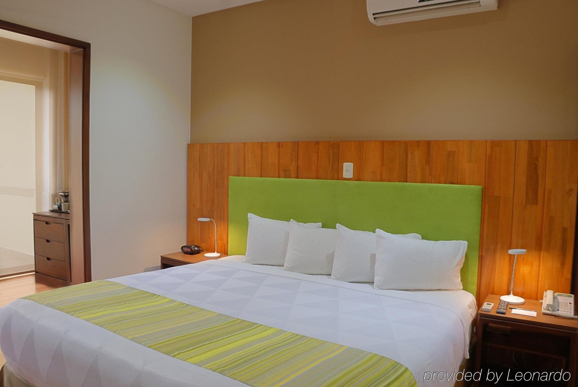 Hotel Country & By Radisson, Aeropuerto, Costa Rica 4*